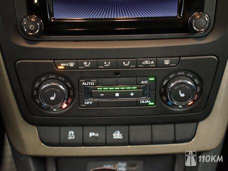 Skoda, Yeti, 1800, 152, бензин, внедорожник, робот, полный привод, среднее состояние, левый, серый, 1 544 000 ₽